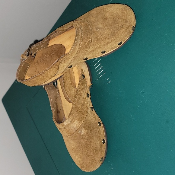 Clogs - Picture 4 of 7